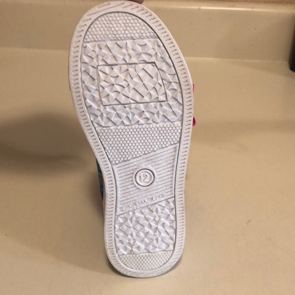 JoJo Girls Shoes!! - Picture 3 of 6